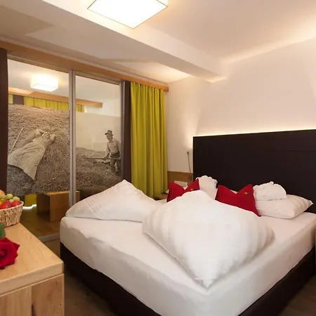 Hotell Sonnleiten Ladis