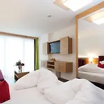 Hotel Sonnleiten Ladis