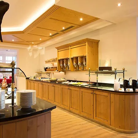 Hotel Sonnleiten Ladis